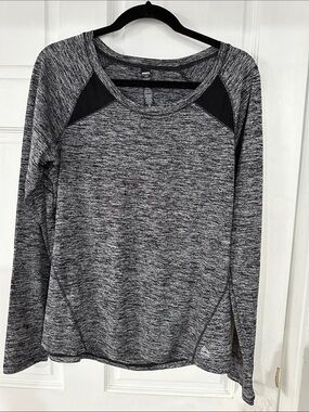 RBX Gray Heathered Long-Sleeve Top with Black Shoulder Panels